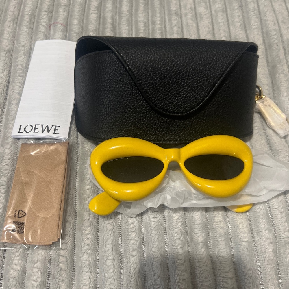 *Sold Loewe Inflated Injection Plastic Cat-Eye Sunglasses